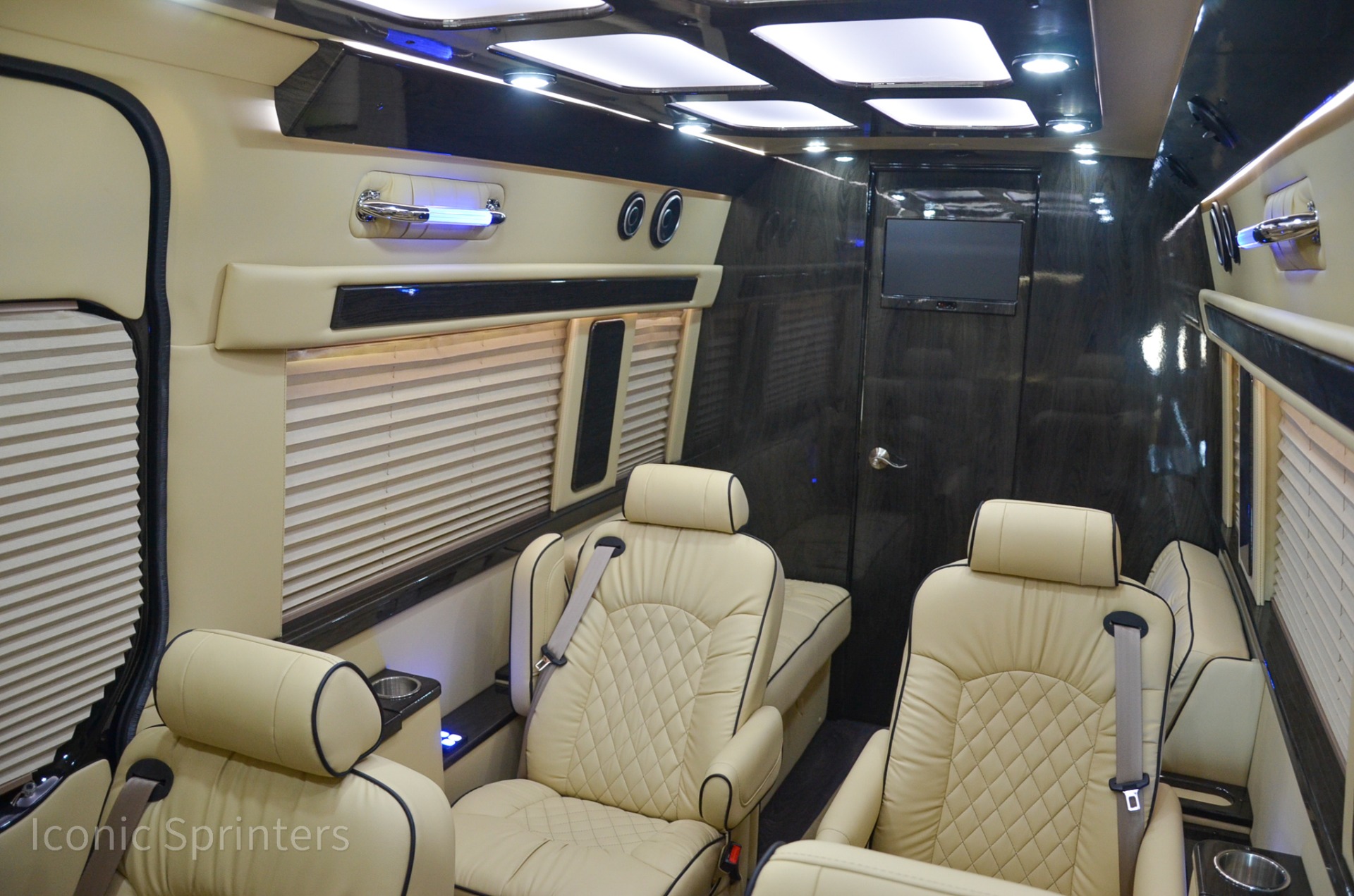Ultimate RV – A Luxury Mercedes RV by Ultimate Toys®
