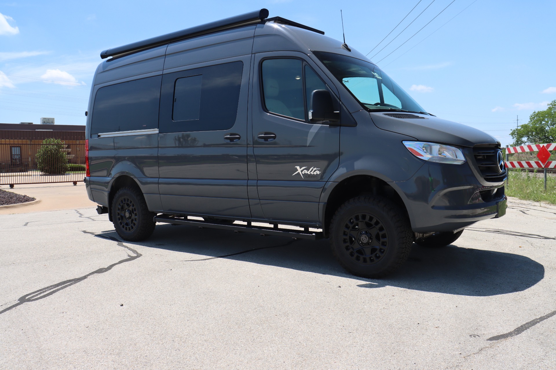 New 2022 144 Mercedes Benz Sprinter Iconic Getaway Camper 4x4 For Sale ...