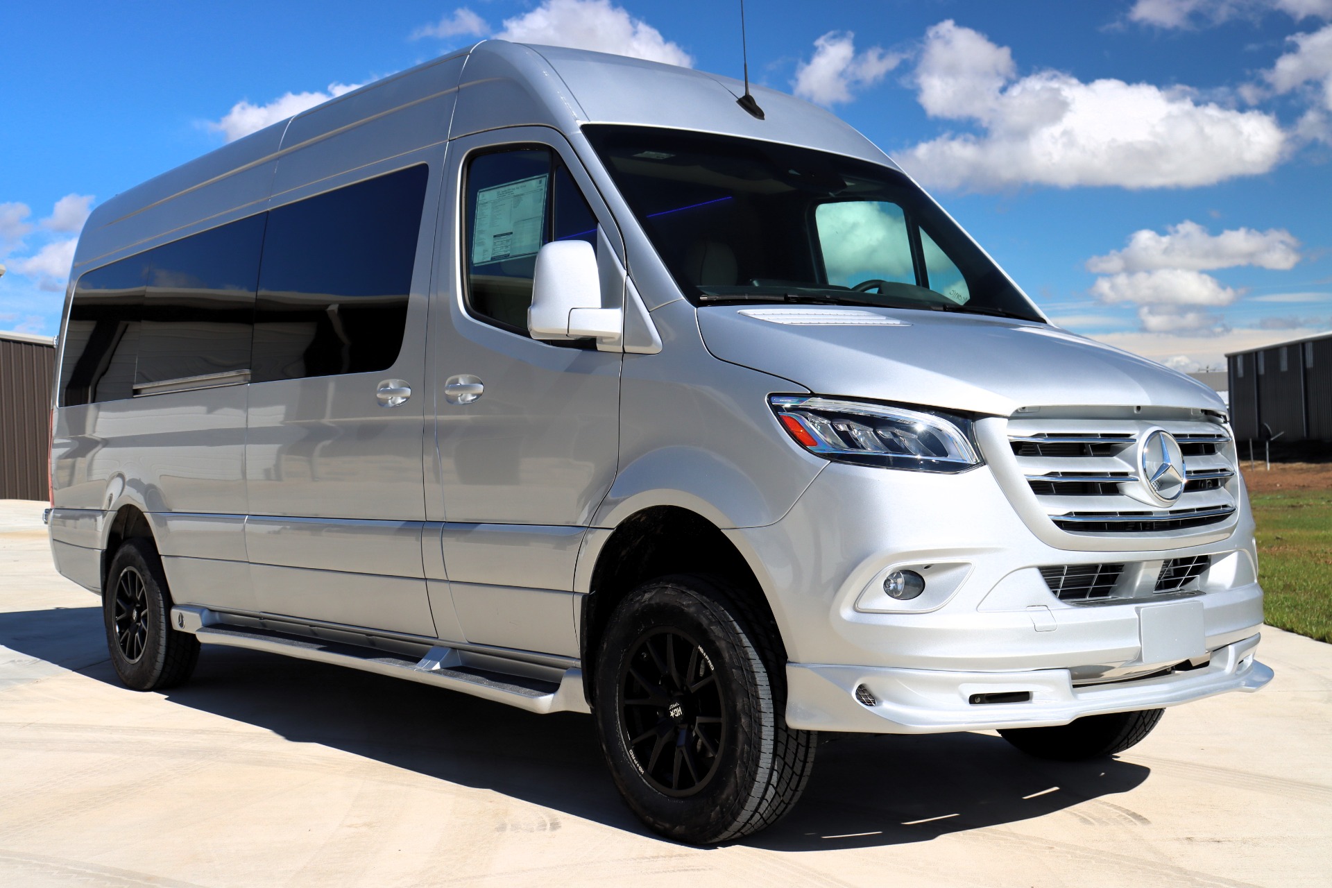 New 2023 MercedesBenz 170 Sprinter 4X4 Travel Lounge Premier 2500 For